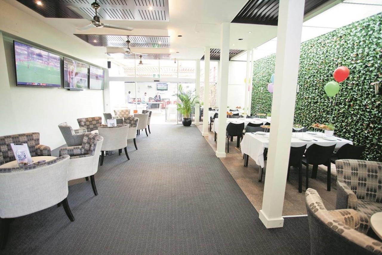 Panania Hotel Sydney Экстерьер фото